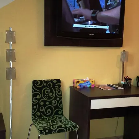 شقة Free Bešeňová